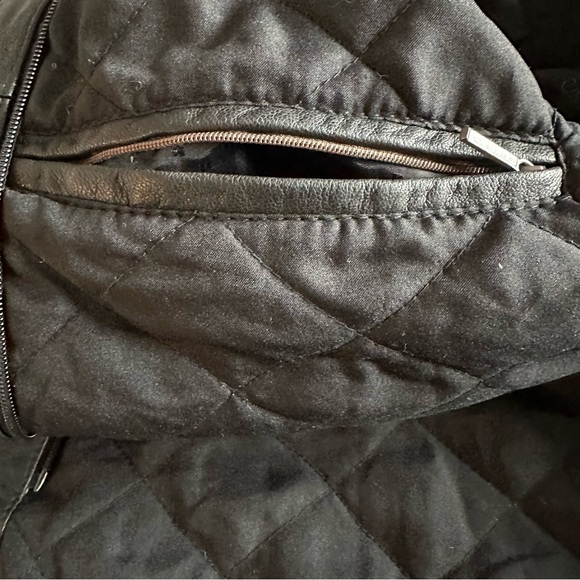 Vintage Pierre Cardiin leather long women’s coat - Picture 6 of 15